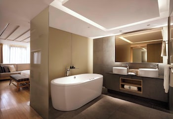 Banyan Suite, 1 King Bed (No relaxation pool in room)