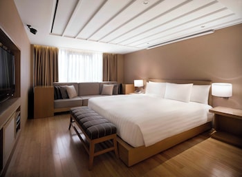 Banyan Suite, 1 King Bed (No relaxation pool in room)