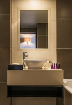 AVANI Superior Room