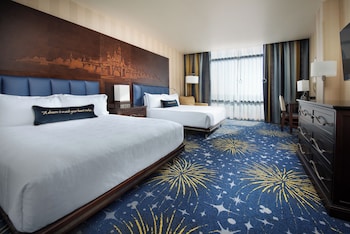 Premium View - Club Level - Two Queen Beds