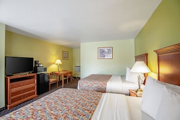 Deluxe Room, 2 Queen Beds, Non Smoking