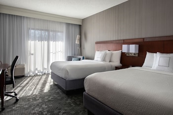 Room, 2 Double Beds, Hearing Accessible (Accessible Bathtub)