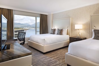 Signature Harbor and Stanley Park View Room, 2 Double Beds