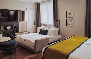 Premium Quadruple Room