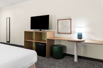 Studio, 1 King Bed
