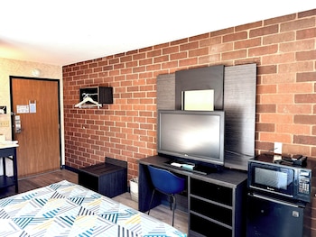 Standard Room, 1 Queen Bed, Non Smoking