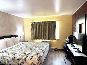 Standard Room, 1 King Bed, Non Smoking