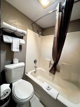Standard Room, 2 Double Beds, Non Smoking