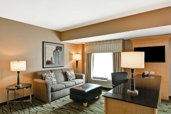 King Studio Suite