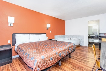 Room, 1 King Bed, Non Smoking, Jetted Tub
