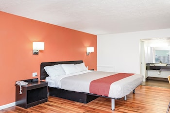 Room, 1 King Bed, Non Smoking