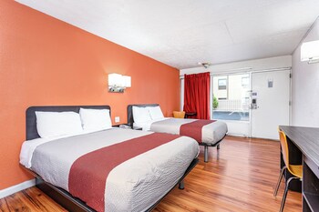 Room, 2 Double Beds, Smoking