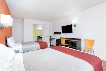Room, 2 Double Beds, Accessible Bathtub, Smoking