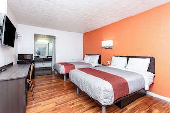 Room, 2 Double Beds, Accessible Bathtub, Smoking