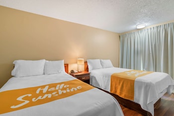 Suite, Multiple Beds, Non Smoking