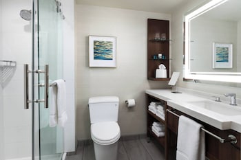 Room, 2 Queen Beds, River View (Hearing Accessible)