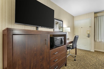 Standard Room, 2 Queen Beds, Non Smoking, Refrigerator & Microwave