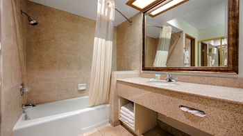Standard Room, Multiple Beds, Non Smoking, Refrigerator & Microwave