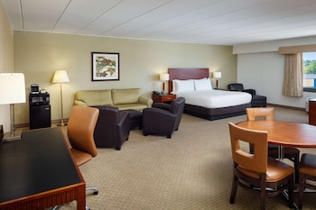 Deluxe Room, 1 King Bed