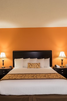 Deluxe Room, 1 King Bed