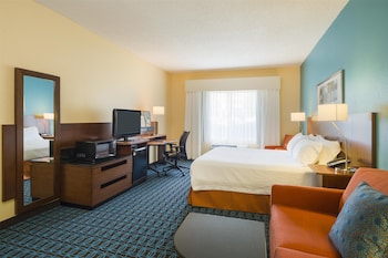 Standard Room, 1 King Bed, Accessible, Non Smoking
