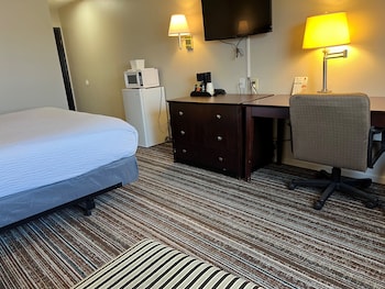 Standard Room, 1 King Bed