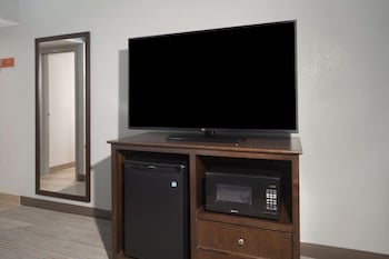 Studio, 1 King Bed (Pure Wellness)