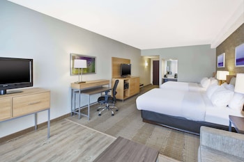 Junior Suite, 2 Queen Beds