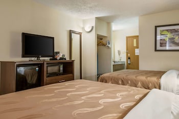 Room, 2 Queen Beds, Non Smoking