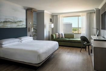 Deluxe Room, 1 King Bed