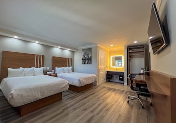 Premium Room, 2 Double Beds, Non Smoking