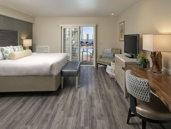 Oceanview Poolview King