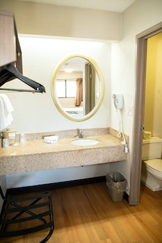 Superior Room, 2 Double Beds (Smoke Free)