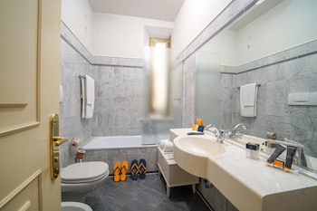 Classic Quadruple Room