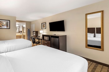 Standard Room, 2 Queen Beds, Non Smoking, Refrigerator & Microwave