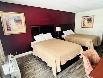Room, 2 Queen Beds, Non Smoking