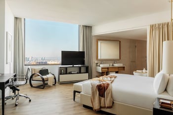 Supreme Room Panoramic Views