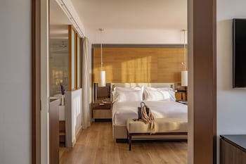 Red Level One Bedroom Suite Long Stay
