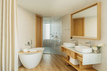 Supreme Room Panoramic Views