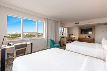 Bay View Suite Two Queens