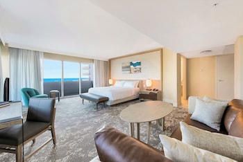 Oceanfront Suite King with Balcony