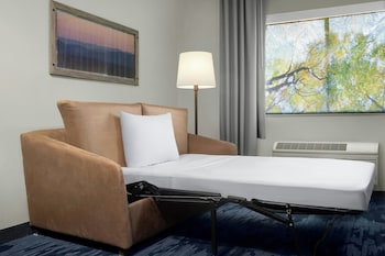 Room, 1 King Bed with Sofa bed, Hearing Accessible (Accessible Bathtub)