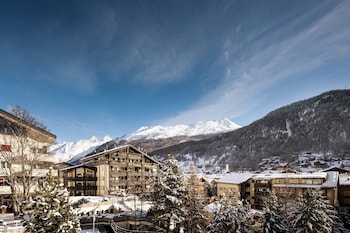 Junior Triple Room, Balcony, Mountain View