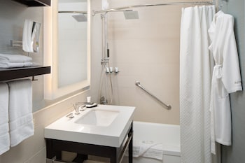Deluxe Room, 2 Double Beds