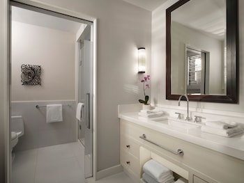 Room, 2 Double Beds, Accessible (Roll-in Shower)