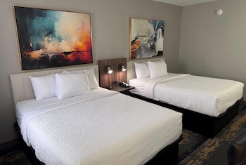 Room, 2 Queen Beds, Non Smoking