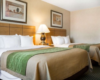 Double Room, 2 Queen Beds, Non Smoking