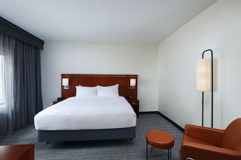 Suite, 1 Bedroom (Hearing Accessible)