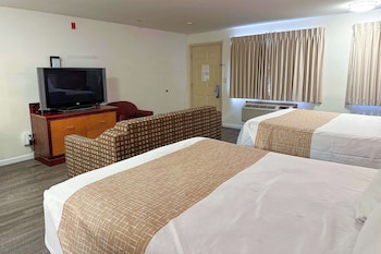 Suite, Multiple Beds, Non Smoking