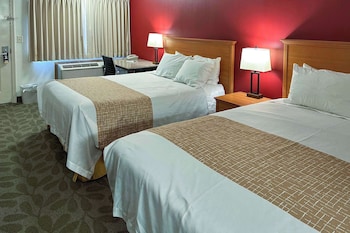 Standard Room, 2 Queen Beds, Non Smoking
